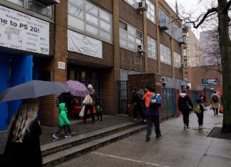 ویروس کرونا در نیویورک: چرا بستن مدارس دولتی «آخرین راهکار» است ویروش کرونا در نیویورک